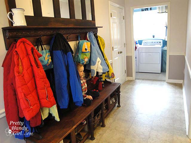 PHGMudroomBenchLaundry