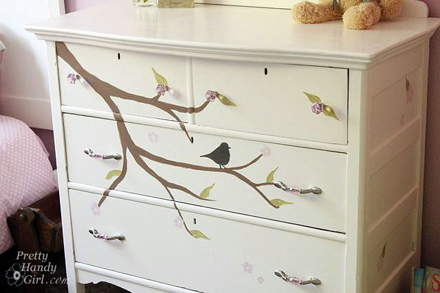 Cs_Dresser_front