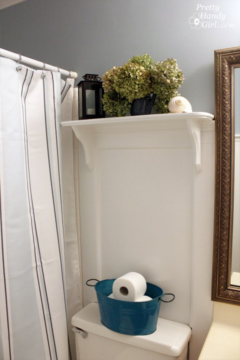 Decorative_shelf_over_toilet