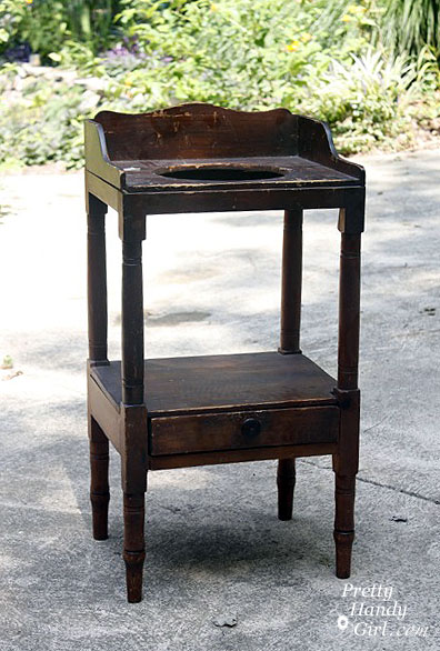 Antique_dry_sink_before