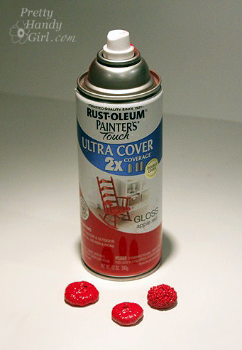 spray_acorn_tops_red