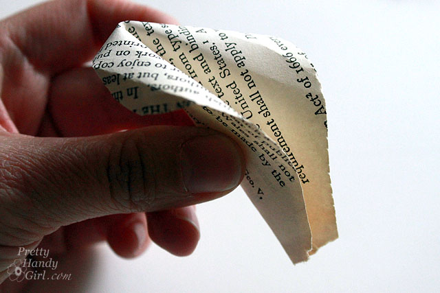 fold_petal_in_half
