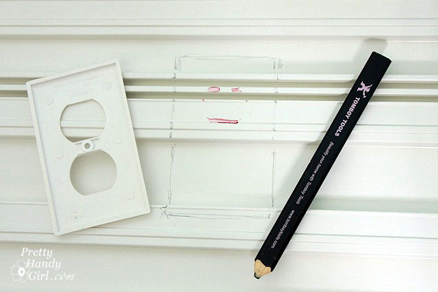 draw_around_outlet_face_plate