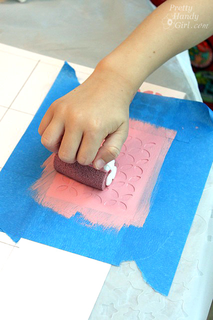 rolling_paint_over_stencil