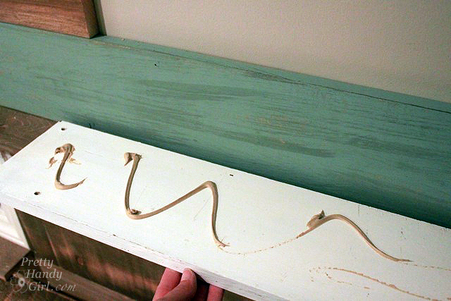 squeeze_construction_glue_on_back
