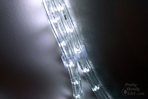 S-hook_for_rope_light