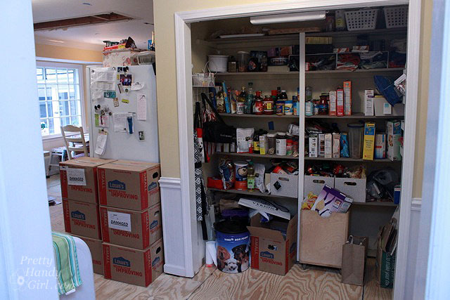 pantry_mess