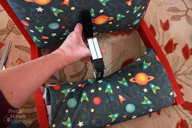 staple_fabric_to_underside
