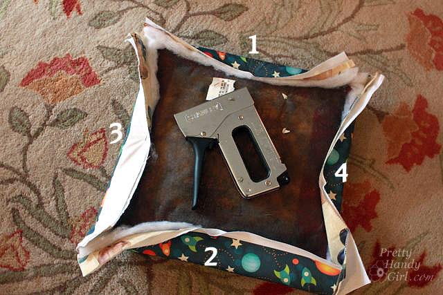 staple_opposite_sides_recover_chair
