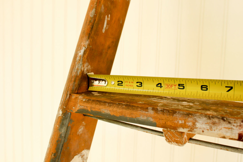measure width of ladder steps