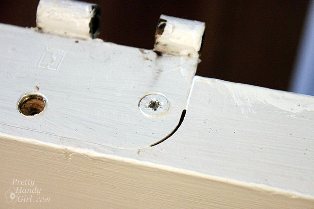 How to Remove a Stuck Stripped or Painted Screw