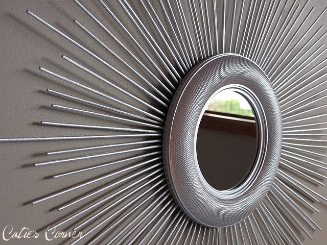 DIY Sunburst Mirror | 30 Amazing DIY Mirrors
