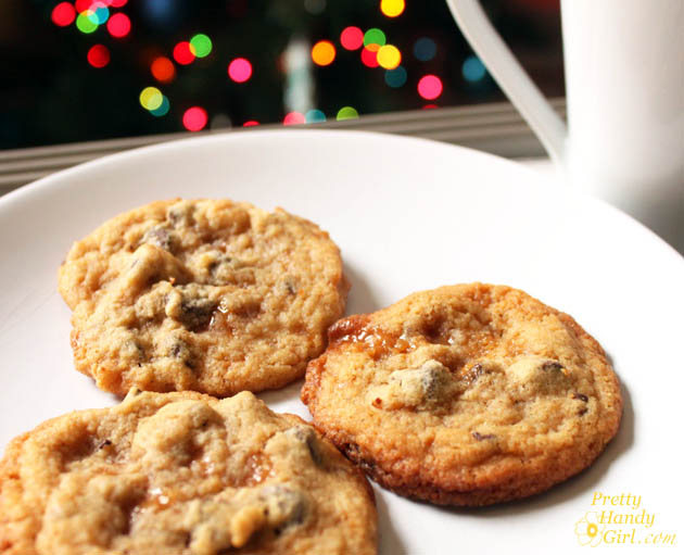 Gifts from your Kitchen - Salted Caramel Chocolate Chip Cookies
