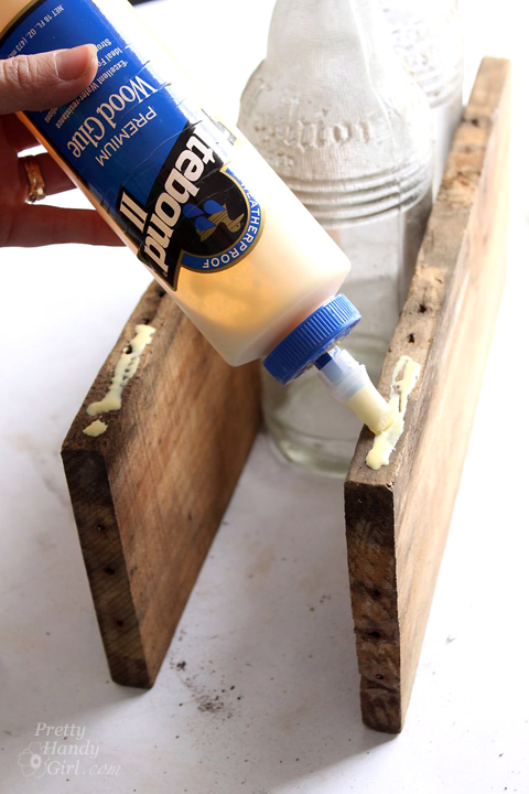 How to Build a Rustic Crate Centerpiece (No Power Tools Needed!) #DIYCourage | Pretty Handy Girl
