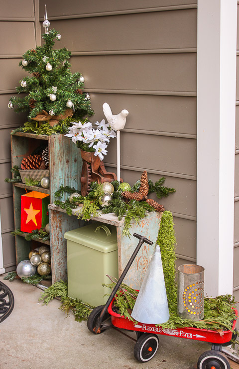 Pretty Handy Girl Holiday Home Tour Mudroom & Foyer