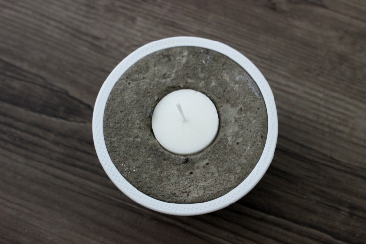Concrete Tea Light Candle Holders | Pretty Handy Girl