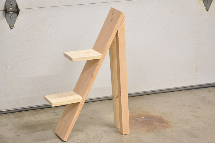 Two Tiered Plant Stand Using S Wood Pretty Handy Easy Two Tiered Plant Stand Made From S Wood
