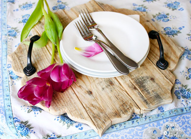 rustic serving tray tulips